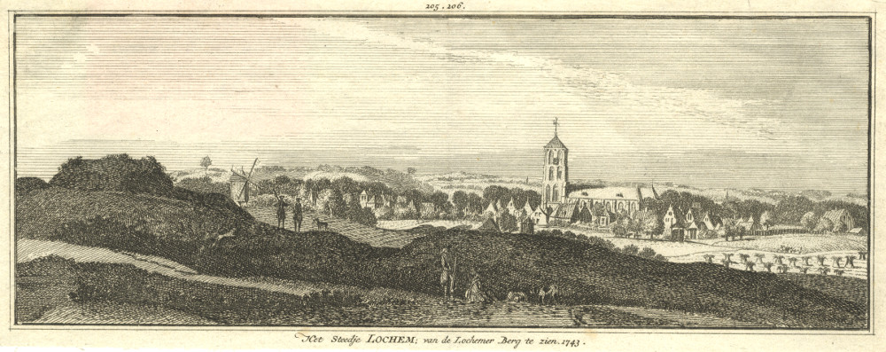 afbeelding van prent Het Steedje Lochem; van de Lochemer Berg te zien. 1743 van H. Spilman, J. de Beijer (Lochem)